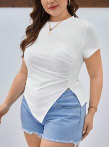 SHEIN Essnce Plus Size Round Neck Comfortable And Casual White T-Shirt With Asymmetrical Hem, Ruched And Side Slit Design For Summer