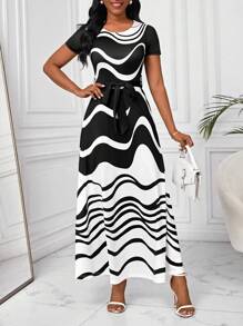 SHEIN Lady Vestido de mujer con bloque de color y línea asimétrica impresa - Blanco y Negro - Ver 5