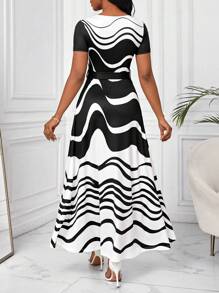 SHEIN Lady Vestido de mujer con bloque de color y línea asimétrica impresa - Blanco y Negro - Ver 2