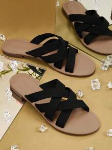 Styleloop Sandalias planas minimalistas con correa cruzada para mujer, Sandalias elegantes negras deslizantes - Negro - Ver 1