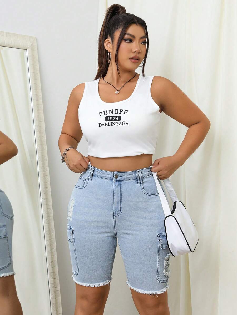 SHEIN ICON Kích thước lớn Đau khổ Frayed Hem Gầy Quần short Denim Với Flap túi - Rửa nhẹ - Xem 1