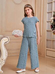 SHEIN Tween Girls' Knitted Bubble Checkered Shoulder Strap Short Sleeve T-Shirt And Straight Leg Pants Two-Piece Set