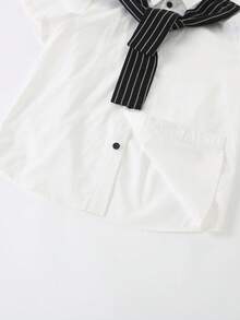 孩童男生寬鬆版運動風條紋披風設計直領短袖襯衫,適用於夏季 - 白色 - 查看 5