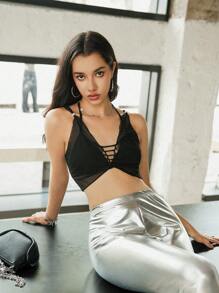 SHEIN Unity Top Corto Con Nudo Retorcido De La Mujer Para Verano Con Cuello De Halter