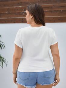 SHEIN Essnce Plus Size Round Neck Comfortable And Casual White T-Shirt With Asymmetrical Hem, Ruched And Side Slit Design For Summer
