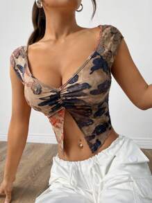 SHEIN EZwear 復古蝴蝶與縶染短款露脐t恤,適合夏季休閒穿著 - 棕色 - 查看 4