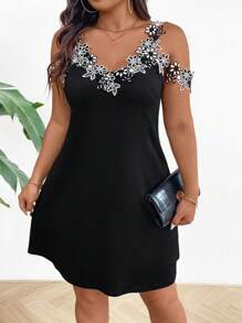 EMERY ROSE Plus Size Women Floral Decorated Casual Dress, Summer - Black - View 5