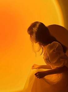 1个日落黄LED USB日落投影灯，7色氛围灯，浪漫夜灯，便携式卧室/咖啡厅/客厅墙面装饰灯 - 黃色 - 查看 5