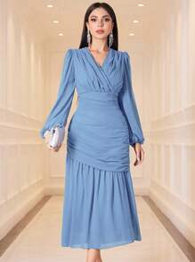 Modelyn Women's Fashionable Summer Solid Color Long Sleeve Dress With Pleated Design