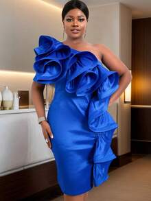 فستان حفلة مفتوح الكتف الواحد كشكش كبير مقلم مقاس كبير - الأزرق - مشاهدة 5