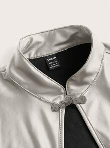 SHEIN ICON 鉤眼開口pu皮革黑色短t,前胸露肉造型