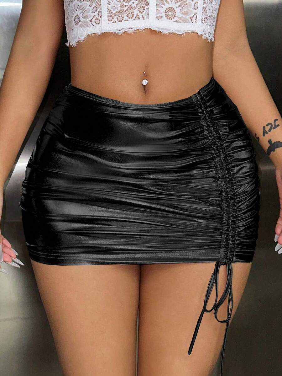 SHEIN SXY 束腰性感純色迷你裙 - 黑色 - 查看 1