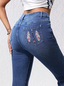 Women's Wide Leg Jeans With Feather Pattern And Pockets