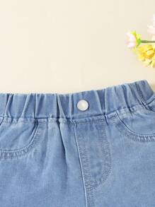 Baby Girl's Cute & Comfortable Casual Denim Shorts With Ruffle Hem And Pockets - Light Wash - View 3