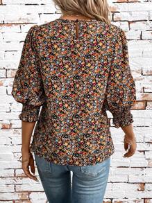 SHEIN Clasi Easter Style Floral Print Half Sleeve Round Neck Fitted Shirt With Ruched Detail,Three Quarter Sleeve Tops