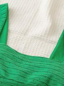 Soleia Women's Holiday Romantic Pastoral Green Jacquard Knit Crop Top With Back Tie Bow - Green - View 4