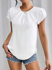 SHEIN PETITE Blusa de manga corta con manga de pétalos de color sólido y cuello redondo - Blanco - Ver 6