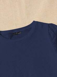 SHEIN LUNE Plus Size Solid Color Hollow Out Embroidery Patchwork Short Sleeve T-Shirt, Summer - Navy Blue - View 5