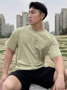 DAZY Men's Letter Embossed Short Sleeve T-Shirt, Summer 2pcs/Set - Multicolor - View 9