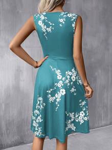 SHEIN Clasi Vestido Azul De Línea A Con Diseño Floral Y Detalle De Twist En La Parte Delantera - Azul menta - Ver 2