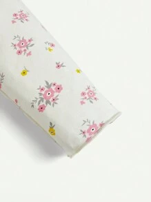 Cozy Pixies Conjunto de niña bebé con top de manga abullonada y cuello redondo con estampado de animales y pantalones florales pequeños