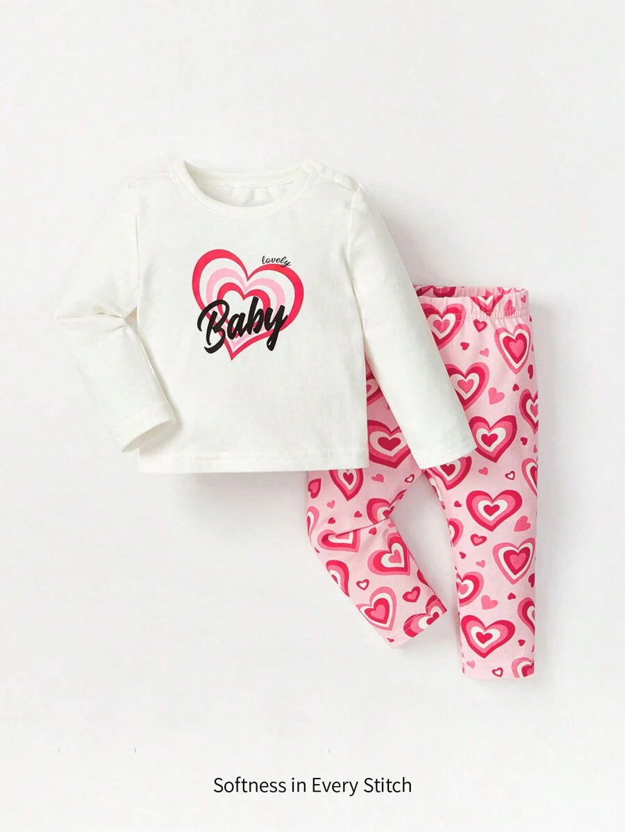 SHEIN Bé gái sơ sinh Đồ họa Trái tim & Chữ cái Bộ áo Tee & quần PJ - Nhiều màu - Xem 1