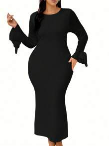 SHEIN Clasi Women's Plus Size Solid Color Round Neck Bell Sleeve Dress - Black - View 3