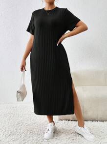 SHEIN Essnce Plus Size Spring/Summer Casual Loose Fit Basic Short Sleeve Split T-Shirt Dress With Pocket