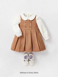 Cozy Pixies 女嬰彼得潘領襯衫&雙排釦百褶下擺背帶裙 - 卡其色 - 查看 1