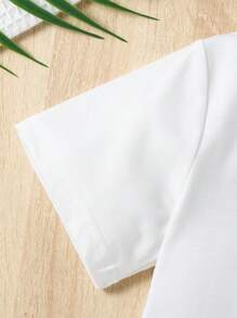 SHEIN 幼童短袖T恤，年輕男孩款式，時尚帥氣，針織Polo衫，適合中小童，可愛休閒運動印花上衣，夏季使用 - 白色 - 查看 4