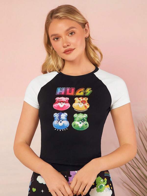 SHEIN X Care Bears Sommer Basic Punk Music Festival Schwarz-Weiß Farbblock Farbverlauf Neon Bär Muster Slim Fit T-Shirt mit Raglan Ärmel