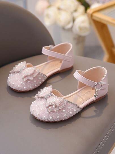 Platta sandaler för barn Flickor Princess Sandaler Rhinestone Bowknot Pearl Dekoration Fashionabla sandaler med stängd tå