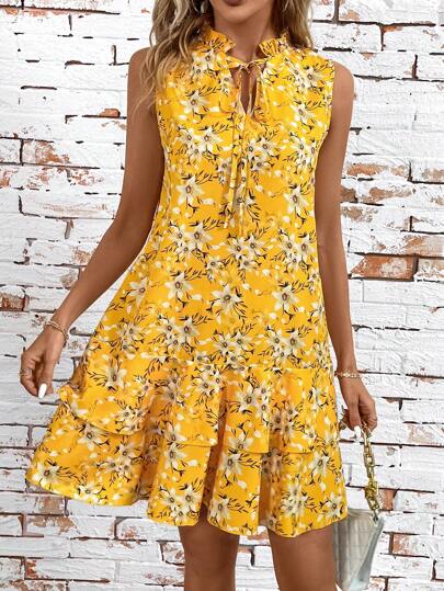 SHEIN Clasi Vestido De Mujer Estilo Vacacional De Línea En A Con Flores Sin Mangas, Cuello En V Y Dobladillo En Pico Para Verano