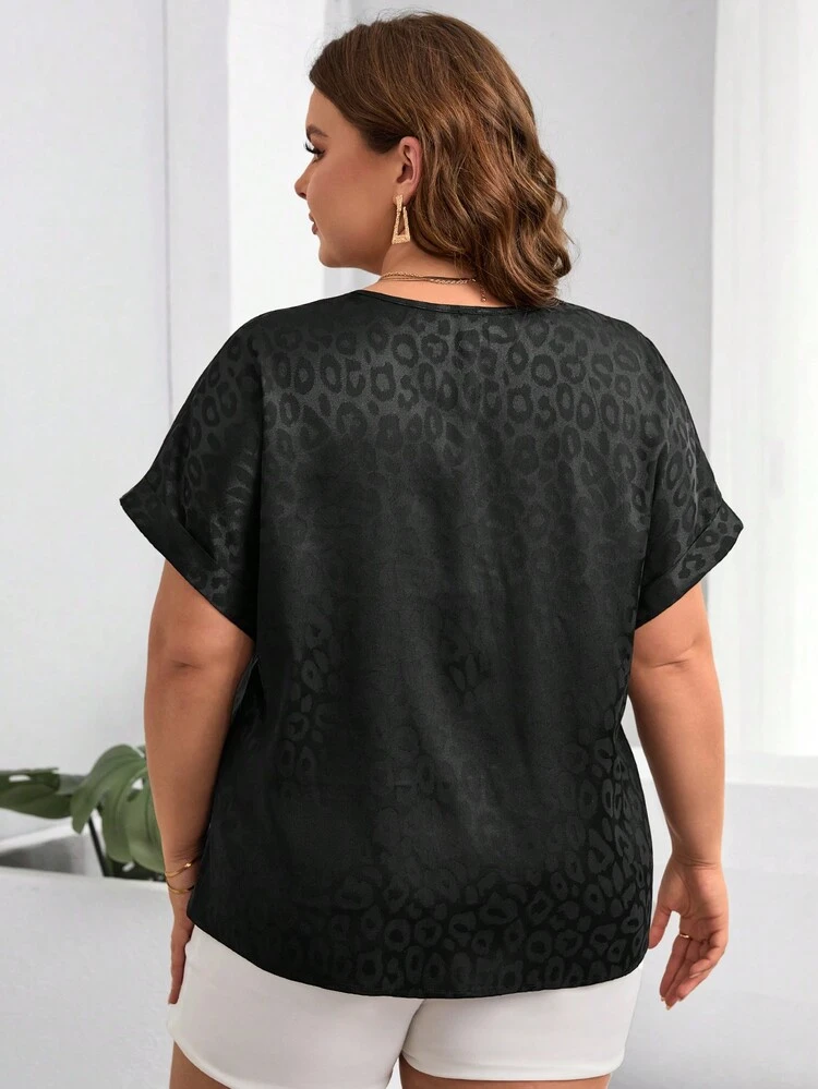 Plus Size Summer Casual Leopard Jacquard Notch Collar Shirt