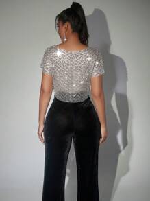 Áo croptop lưới xuyên thấu đính sequin và ngọc trai lấp lánh (không kèm áo ngực) thích hợp cho lễ hội âm nhạc, tiệc tùng hộp đêm mùa hè. - Bạc - Xem 2