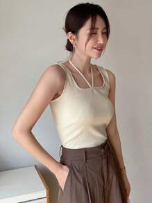 FRIFUL 女款時尚素色細肩帶背心 - 白色 - 查看 4