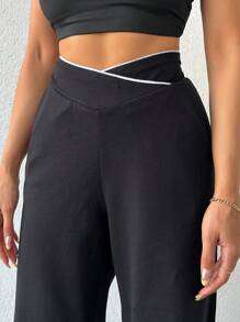 EURMUSE Women Solid Waist Detailed Pants - Black and White - View 3