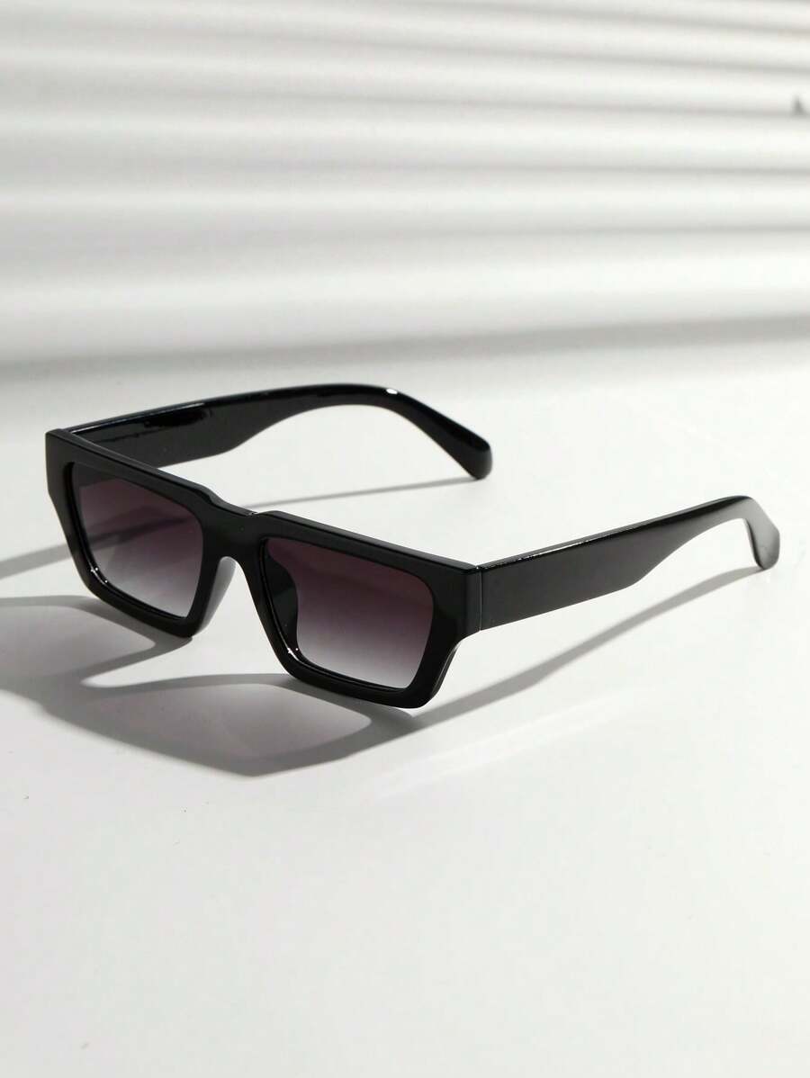 POLASUP 1pc Men Polycarbonate Explosion-Proof Lens Sport Leisure Street-Style Retro Flat Top Fashion Copper Hinge Non-Plastic Hinge Special Anti-UV Sunscreen Black Gradient Gray Lens Sunglasses (Comes With Eyeglass Strap And Cloth) All Seasons Men Stylish, Retro, Luxury, Shades Square, Travel, Driving, Fishing, Camping, Cycling, Hiking, Running Sunglasses, Glasses UV Protection, Polarized, UV400 Decorative Eyewear. Casual Sunglasses Sun Glasses For Summer Beach Vacation,Outdoor,Travel - 黑色 - 查看 1
