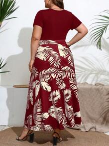 SHEIN Frenchy Plus Size Round Neck Short Sleeve Summer Boho Dress With Plant Print,Beach Dress Sundress,Holiday Outfits