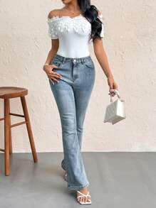 Firerie Body de encaje para mujer con hombros descubiertos y detalles florales para unas vacaciones elegantes