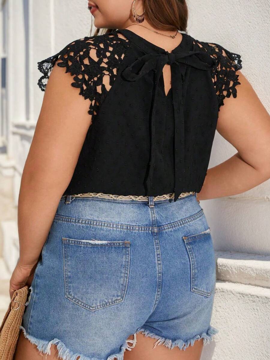 SHEIN Frenchy 大码蕾丝拼接后背插肩袖、圆领、度假、无袖衬衫 - 黑色 - 查看 1