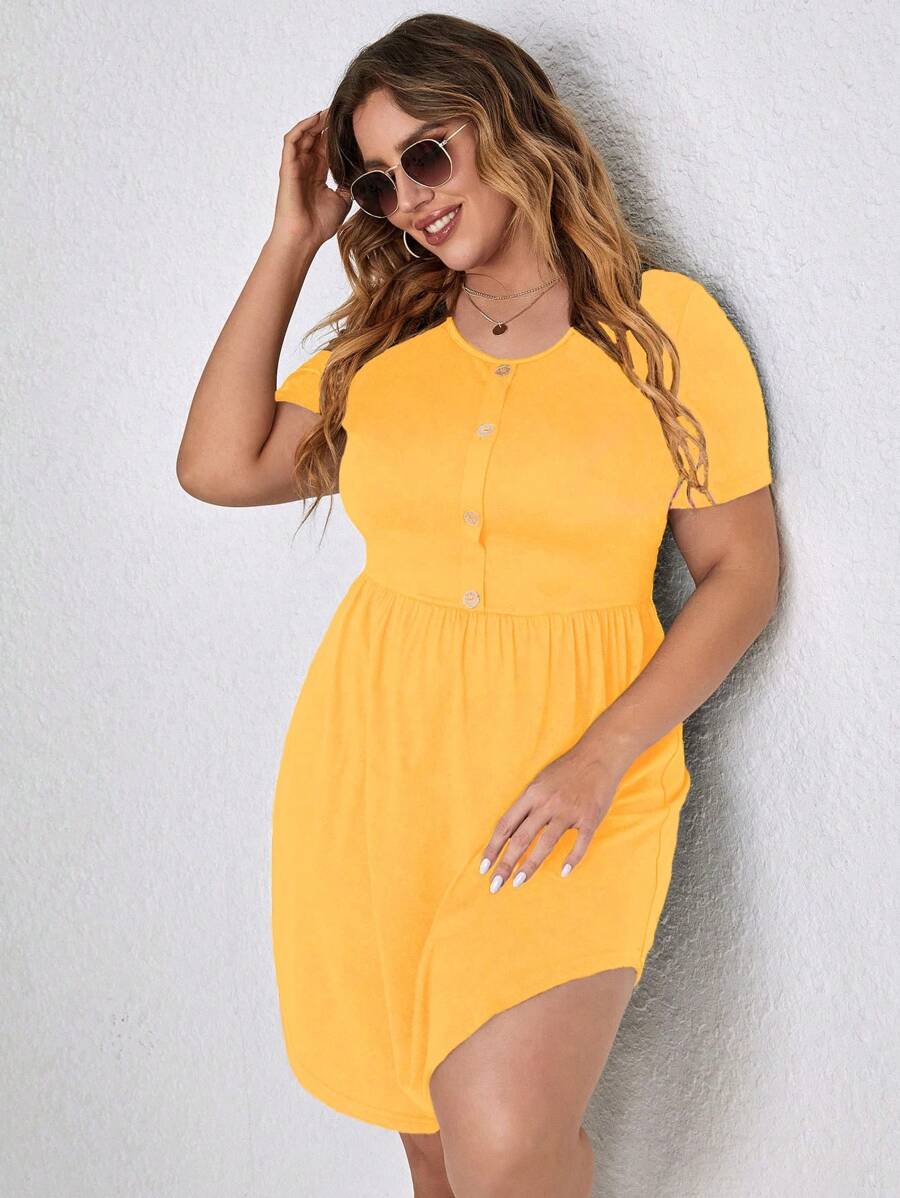 SHEIN LUNE Kích thước lớn Của phụ nữ Mùa hè Màu thuần Vòng cổ Trang trí nút Ngắn tay Đầm giản dị - Màu vàng - Xem 1