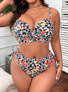 SHEIN Swim Curve Summer Beach Plus Size Random Printed Underwire Bra & Bikini Set Bottom Separates Bikini Set, 2pcs/Set - Multicolor - View 6