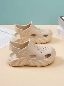 Unisex Freizeit rutschfeste Lochschuhe für Kinder, khaki Farbe für Jungen