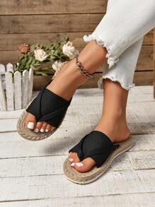 Women Fashionable Large Size Outdoor Beach Vacation Flip Flops, Open Toe Slippers - Black - View 5