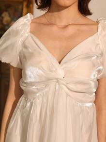 GENKIRA Ladies Fashion Solid Color Short Sleeve V-Neck Dress - White - View 3