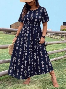 EMERY ROSE Plus Size Geometric Print Short Sleeve Round Neck Summer Dress