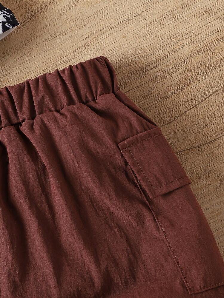 2pcs Baby Girls' Fashionable Character Print Sleeveless Cropped Top With Round Neckline And A-Line Skirt With Pocket And Pleats Details For Summer