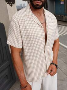 Manfinity Homme Men's Printed Short Sleeve Button Down Shirt With Turn Collar Random Cut, Slim Fit Casual Shirt