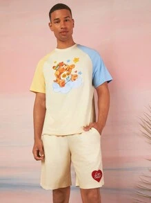 SHEIN X Care Bears 男士休闲宽松梦幻熊印花拼色插肩 T 恤和针织短裤 2 件套 - 杏色 - 查看 4
